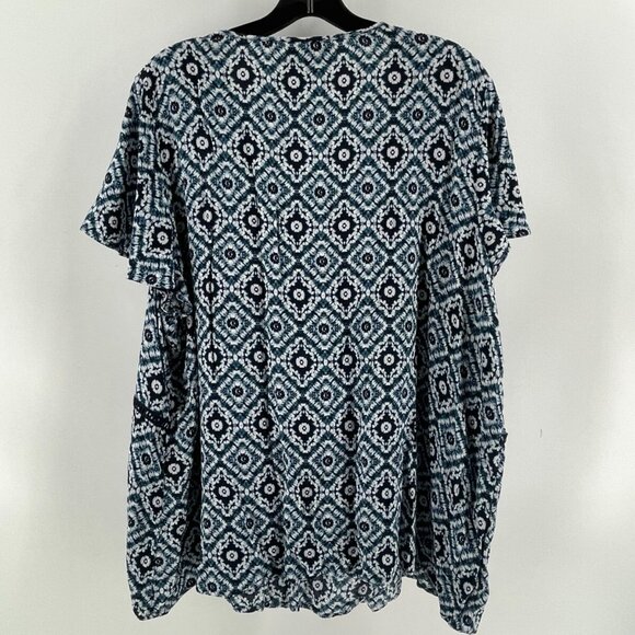 Lane Bryant Plus Short Sleeve Tasseled Tie Dye Pattern Shirt Top Blouse Size 20 - Picture 6 of 12